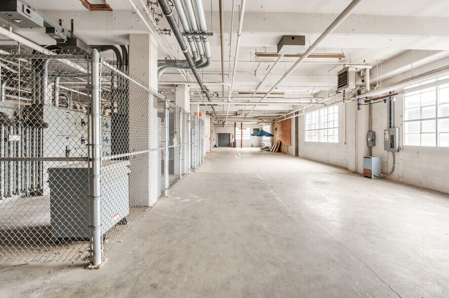 More Photos Of 10 Cabot St, Southbridge Warehouse For Sale