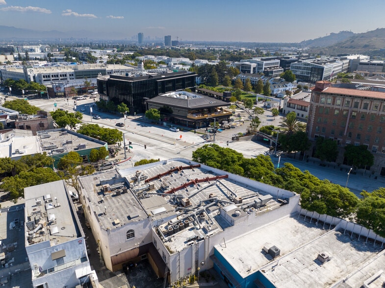 More Photos Of 3847 Main St, Culver City Storefront Retail Office For Sale