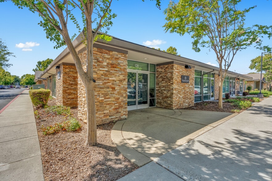 More Photos Of 1930 Del Paso Rd, Sacramento Medical For Sale