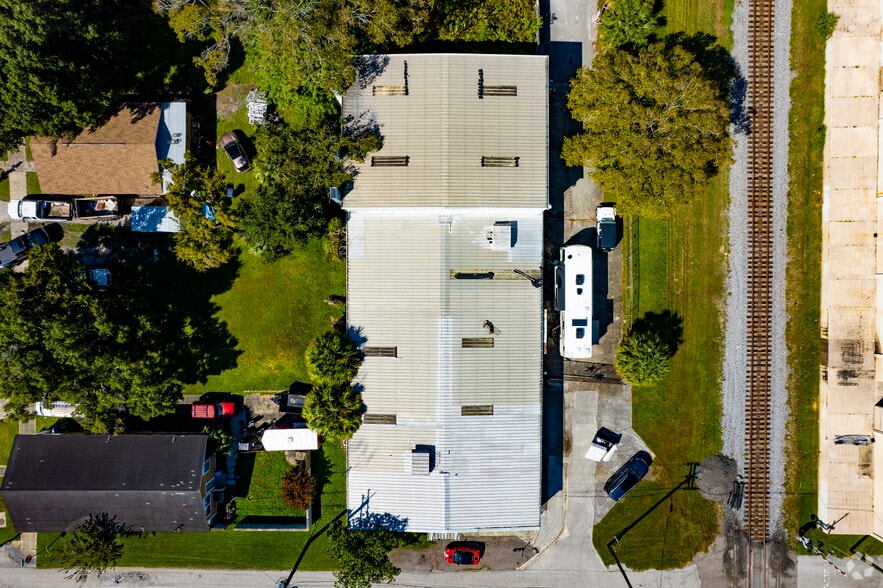 More Photos Of 1608 N 24th St, Tampa Warehouse For Lease