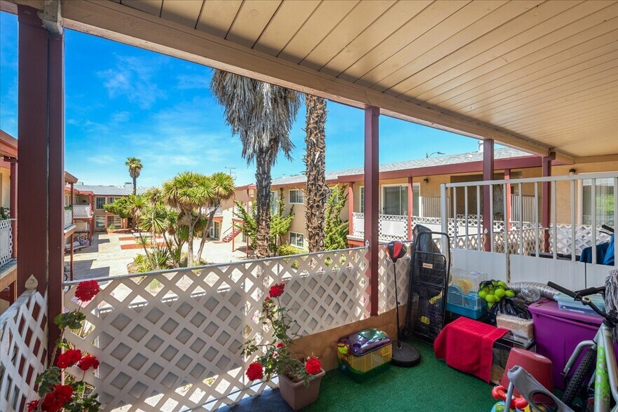 More Photos Of 1075-1085 Saratoga Ave, San Jose Apartments For Sale