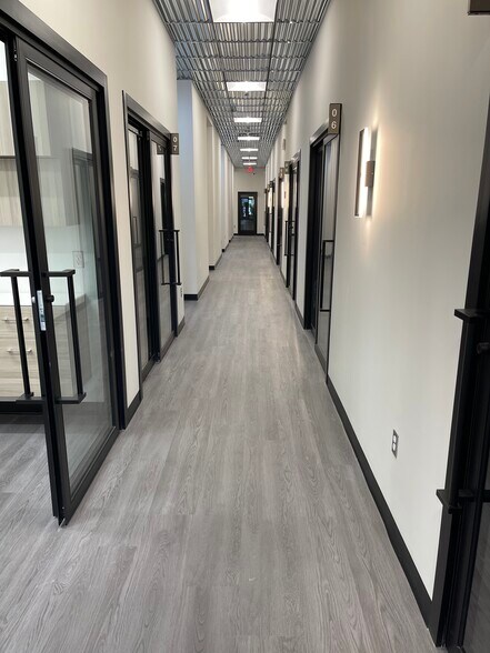 More Photos Of 2040 E Tangerine Rd, Oro Valley General Retail For Lease