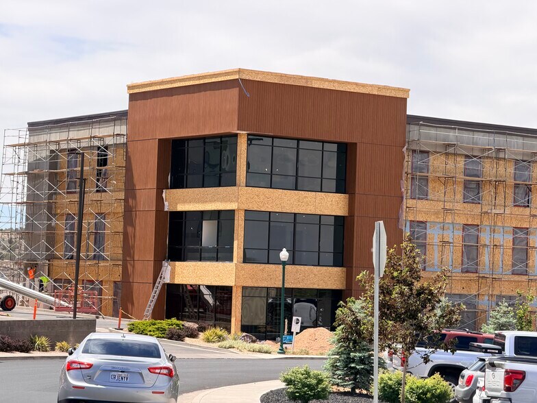 Primary Photo Of 1268 Interstate Dr, Cedar City Office For Lease