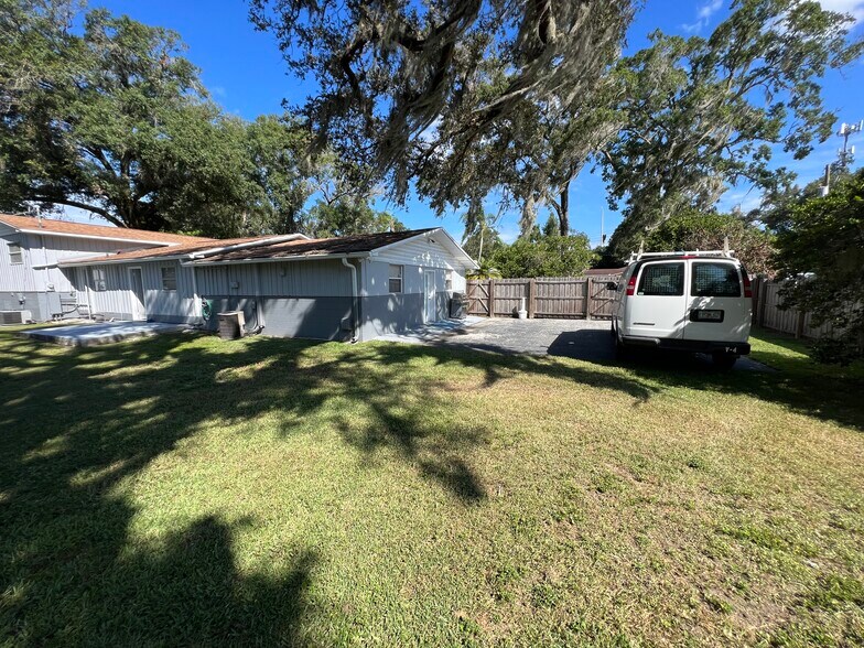 More Photos Of 505 Westbrook Ave, Brandon Office For Sale