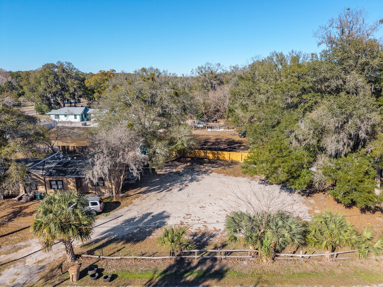 More Photos Of 1007 25th St, Ocala General Retail For Sale