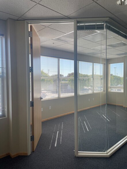 More Photos Of 755-775 Baywood Dr, Petaluma Unknown For Lease