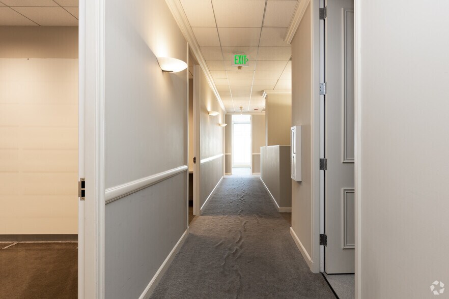 More Photos Of 9150 Wilshire Blvd, Beverly Hills Medical For Sale