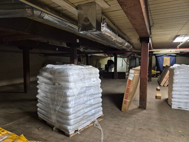 More Photos Of 19 S Walnut St, Wauregan General Retail For Sale