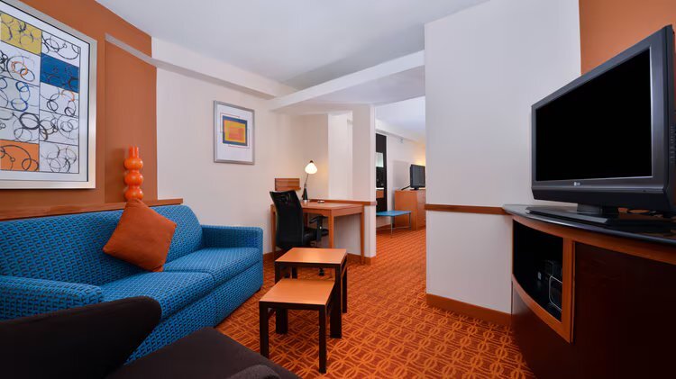 More Photos Of 920 Executive Way, Asheboro Hotel For Sale