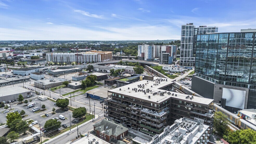 More Photos Of 635 7th Ave S, Nashville Apartments For Lease