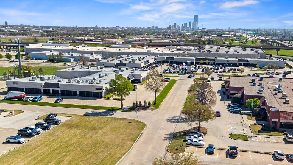More Photos Of 200 S Quadrum Dr, Oklahoma City Light Manufacturing For Lease