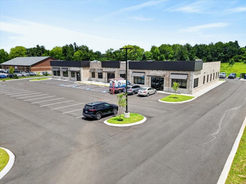 More Photos Of 625 Hornbuckle Rd, Clarksville Healthcare For Lease