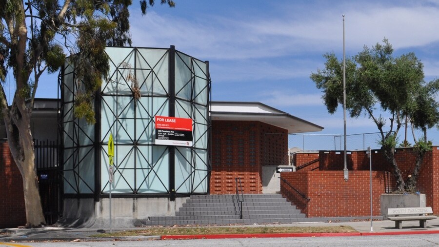 More Photos Of 220-306 Pasadena Ave, South Pasadena Light Distribution For Lease