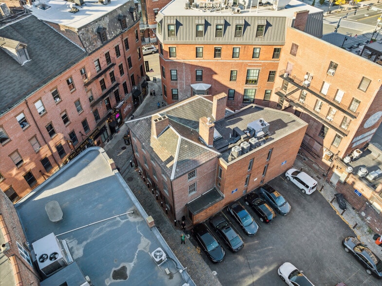 More Photos Of 10 Marshall St, Boston Office Residential For Sale