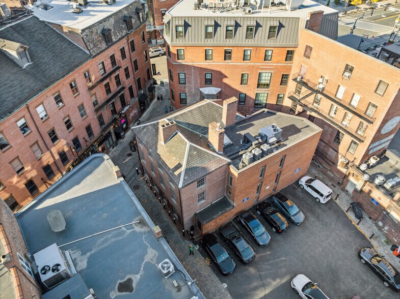 More Photos Of 10 Marshall St, Boston Office Residential For Sale