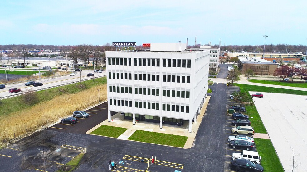 More Photos Of 35350 Curtis Blvd, Eastlake Medical For Lease