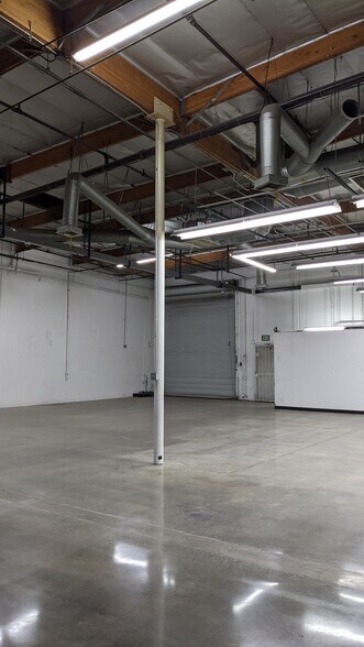 More Photos Of 13170 Spring St, Baldwin Park Warehouse For Lease