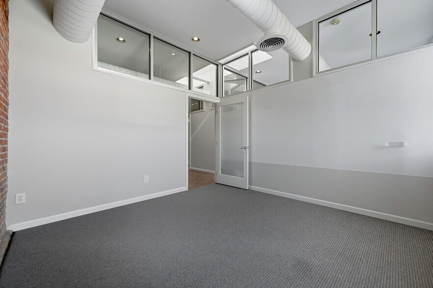 More Photos Of 1516-1518 Blake St, Denver Office For Sale