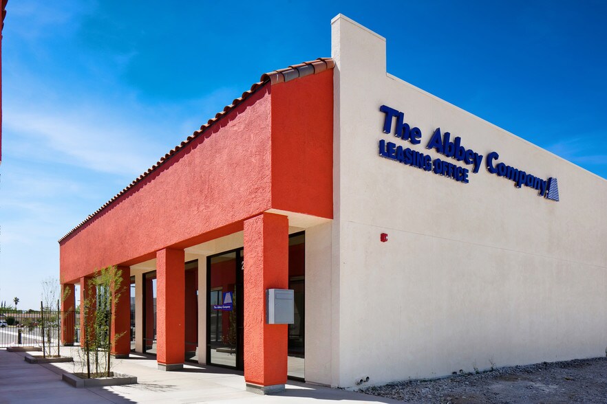 More Photos Of 2111-2361 E Palmdale Blvd, Palmdale Unknown For Lease