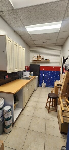 More Photos Of 720 E Saint Georges Ave, Linden Warehouse For Sale