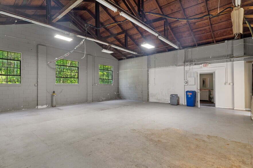 More Photos Of 7805 S Florida Ave, Floral City Freestanding For Sale