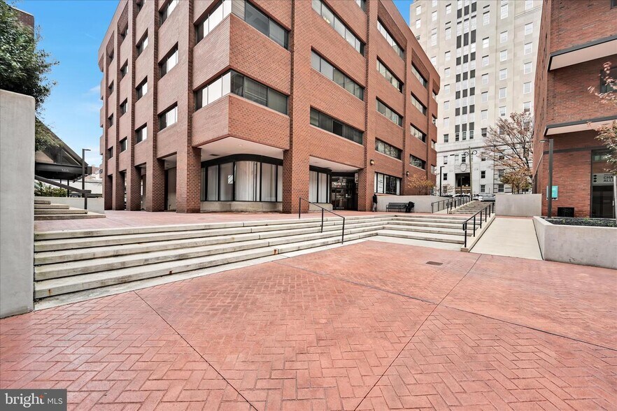 More Photos Of 19 N 6th St, Reading Office For Lease