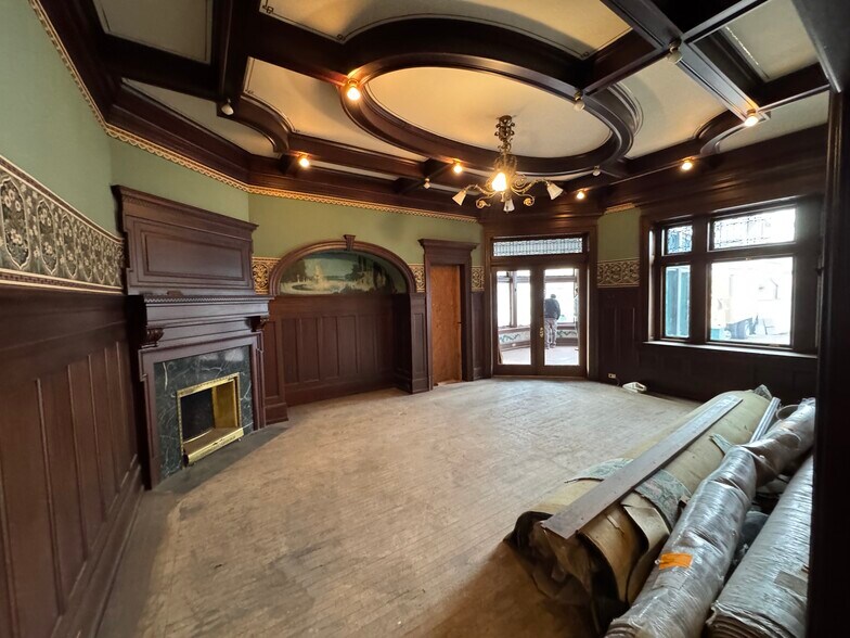 More Photos Of 624 W Main St, Norristown Warehouse For Sale