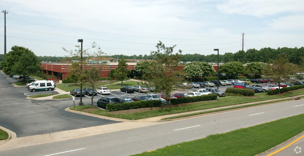 More Photos Of 1400 Crossways Blvd, Chesapeake Medical For Lease