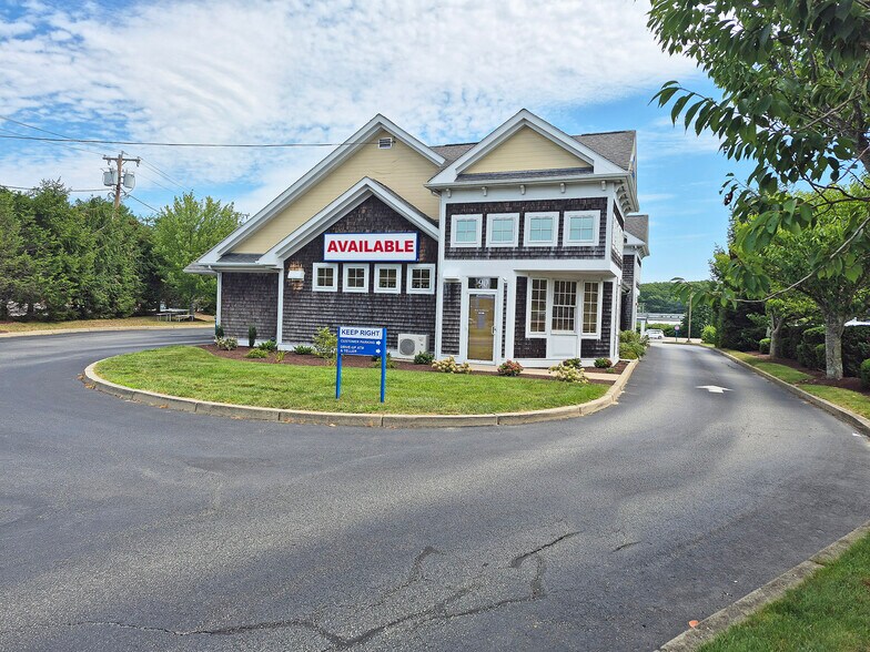 Primary Photo Of 90 Point Judith Rd, Point Judith General Retail For Lease