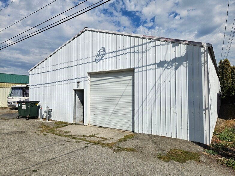 More Photos Of 510 E 5th Ave, Post Falls Freestanding For Lease