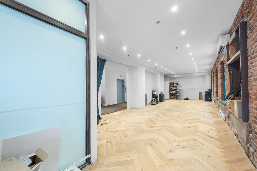 More Photos Of 754-762 Rue Saint-Paul O, Montréal Apartments For Lease
