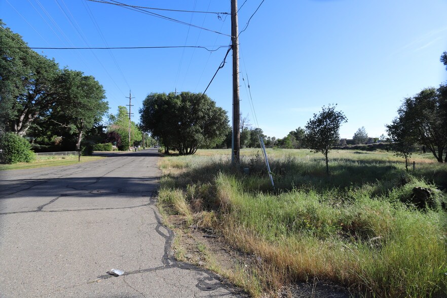 More Photos Of 1642 Canby Rd, Redding Land For Sale