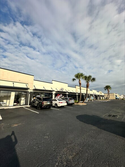 More Photos Of 1830 Del Prado Blvd S, Cape Coral Storefront For Lease