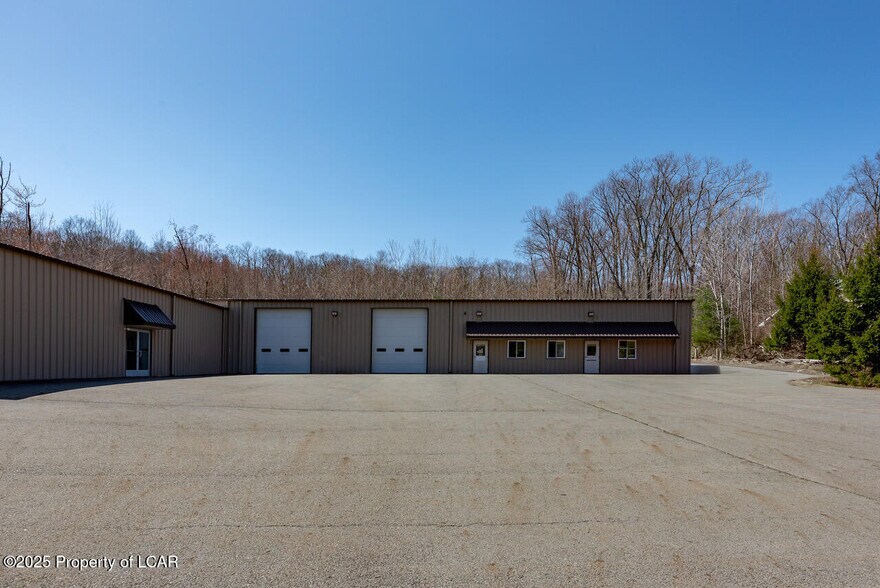 More Photos Of 1285 Purdytown Tpke, Hawley Warehouse For Sale