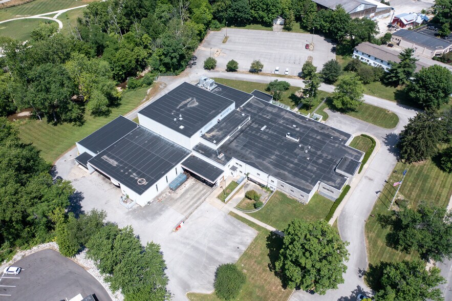 More Photos Of 1900 S Walnut St, Bloomington Manufacturing For Sale