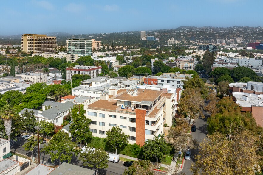 More Photos Of 303 N Swall Dr, Beverly Hills Apartments For Sale