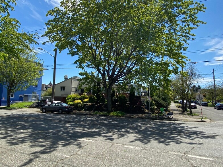 More Photos Of 2605 E Cherry St, Seattle Restaurant For Sale