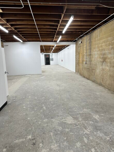 More Photos Of 1690 Hayes Ave, Long Beach Manufacturing For Sale