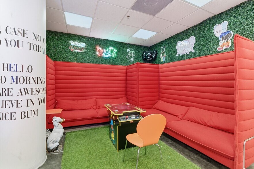 More Photos Of 4800 N Federal Hwy, Boca Raton Medical For Sale