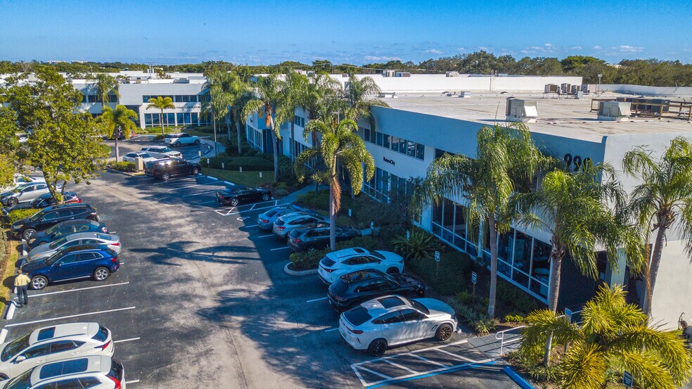 More Photos Of 990 S Rogers Cir, Boca Raton Manufacturing For Lease