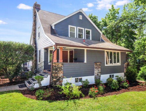 More Photos Of 510 N Broadway, White Plains Office For Sale