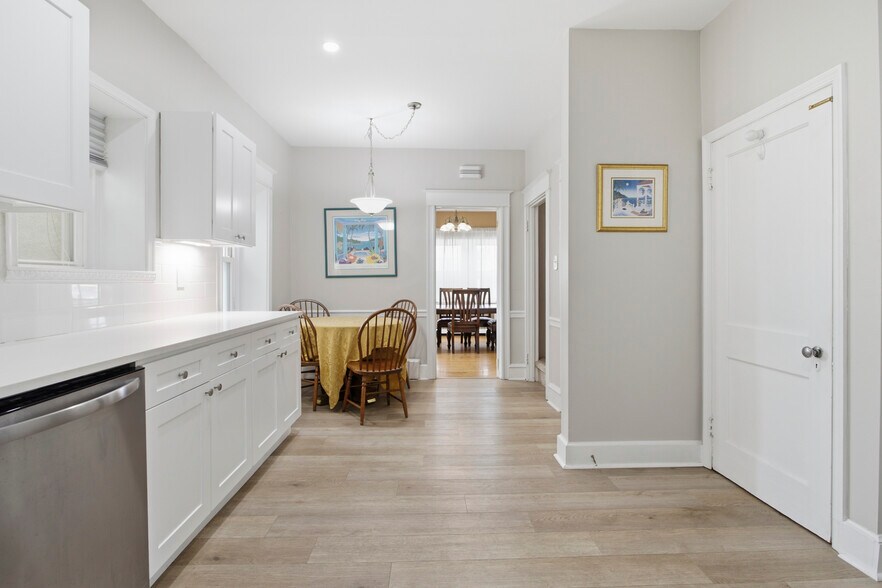 More Photos Of 678 Ferne Blvd, Drexel Hill Office For Sale