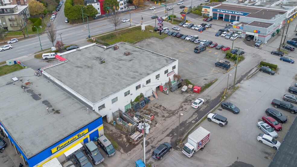 More Photos Of 820 SW Marine Dr, Vancouver Warehouse For Lease