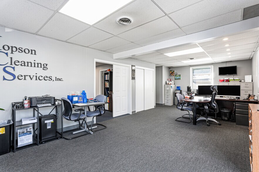 More Photos Of , Broomall Flex For Sale