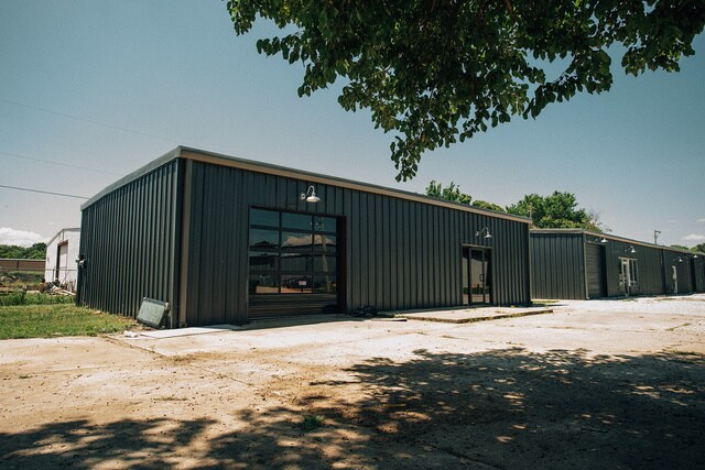More Photos Of 519 W Poplar St, Fayetteville Unknown For Lease