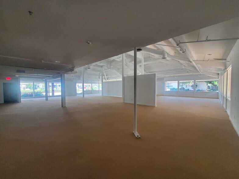More Photos Of 5677 Calle Real, Goleta Restaurant For Lease