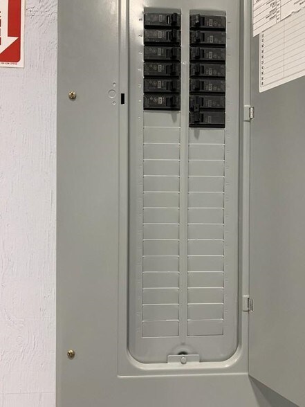 More Photos Of 232 Huttleston Ave, Fairhaven Service For Lease