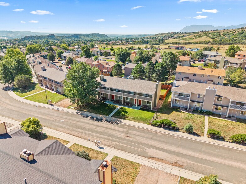 More Photos Of 2350 Split Rock Dr, Colorado Springs Apartments For Sale