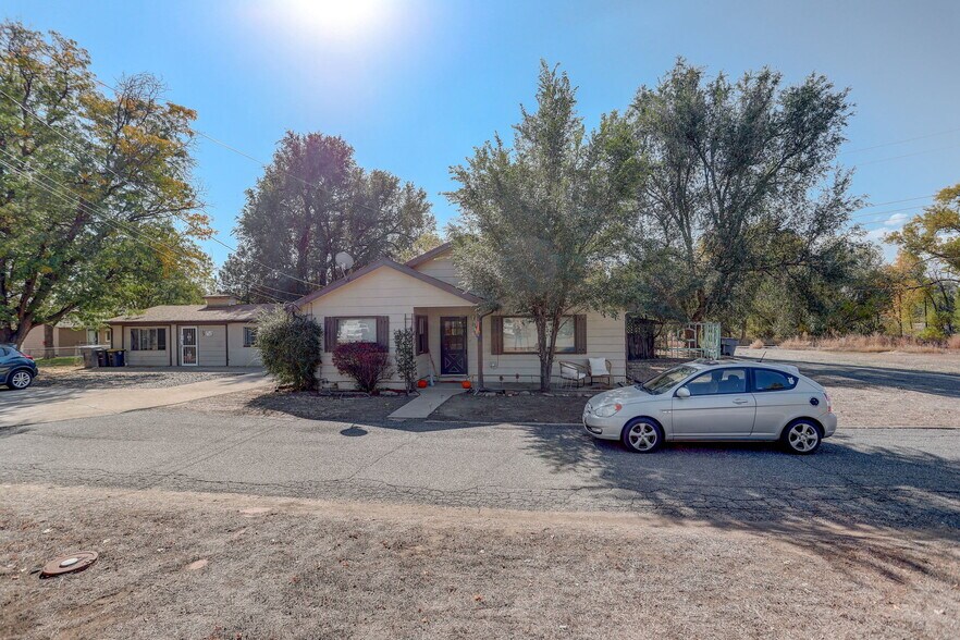 More Photos Of 2107 3rd Ave, Longmont Apartments For Sale