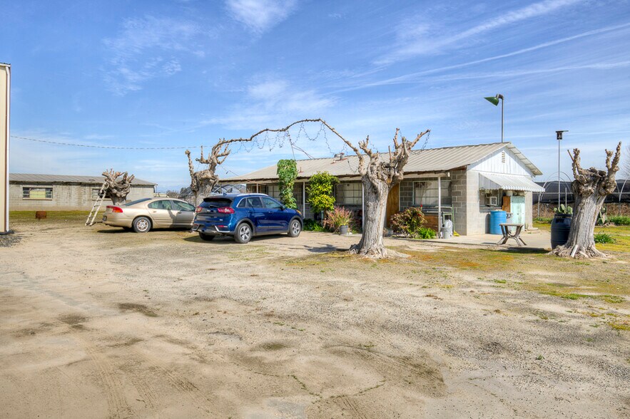 More Photos Of 39400 Clarkson Dr, Kingsburg Warehouse For Sale